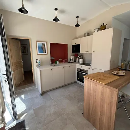 Дом отдыха Maison Proche De La *